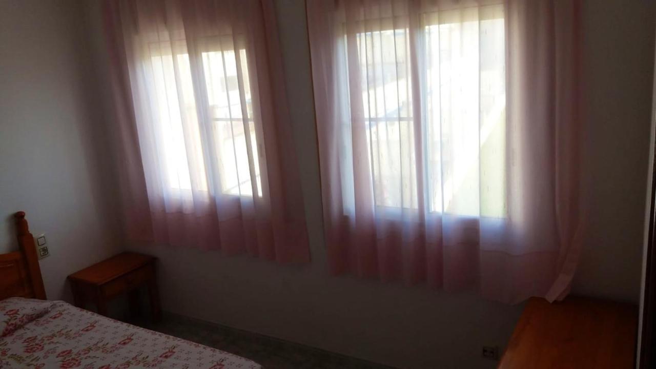 One Bedroom Appartement At L'Eucaliptus 400 M Away From The Beach With Sea View Shared Pool And Furnished Terrace Bagian luar foto