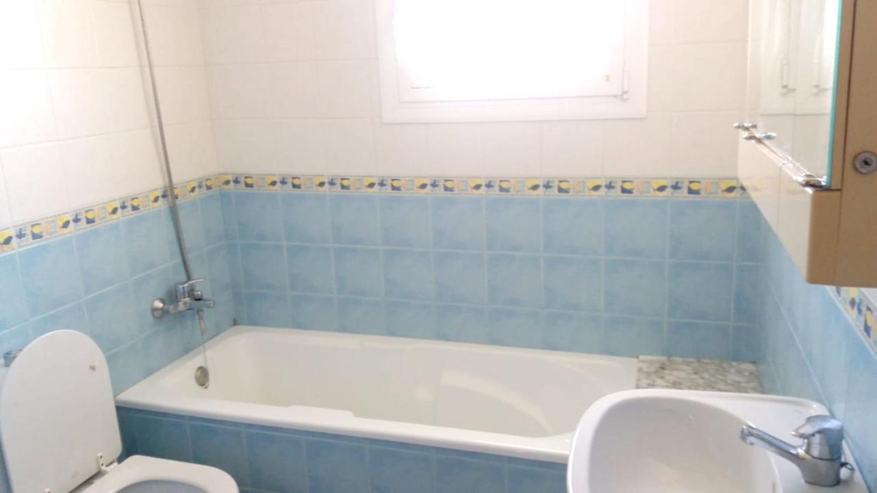 One Bedroom Appartement At L'Eucaliptus 400 M Away From The Beach With Sea View Shared Pool And Furnished Terrace Bagian luar foto
